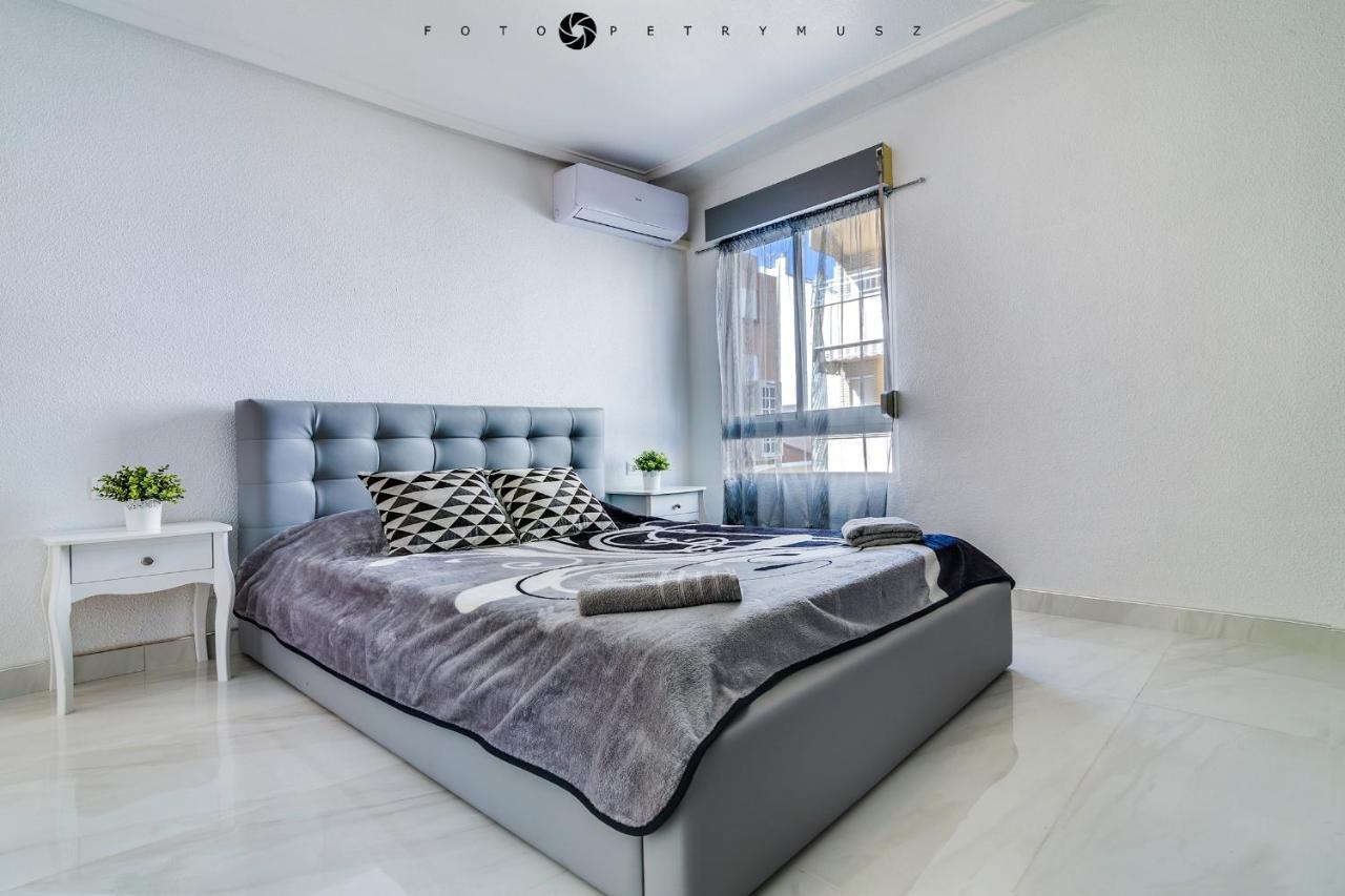 Edificio Urizaga Apartment ตอร์เรเวียคา ภายนอก รูปภาพ